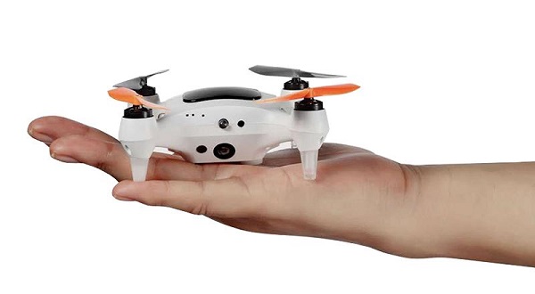 Smart Nano Drone firmy ONAGOfly podbija serca użytkowników